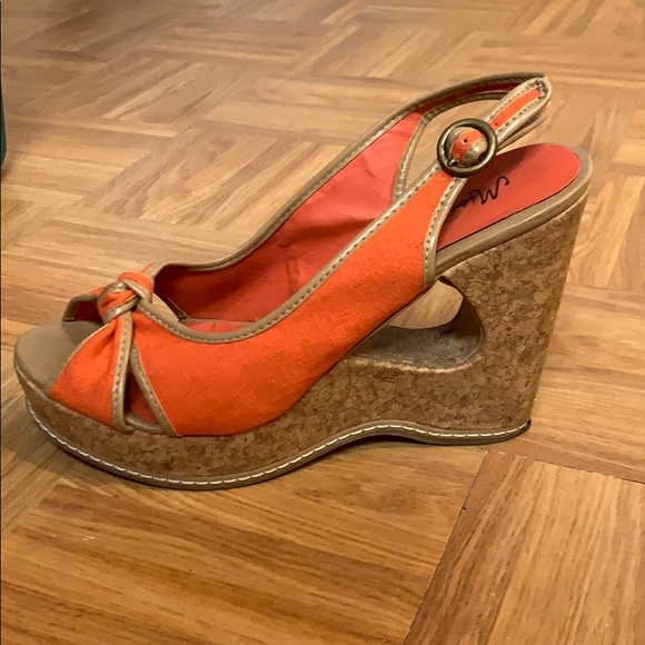 Orange Wedges - Picture 2 of 2